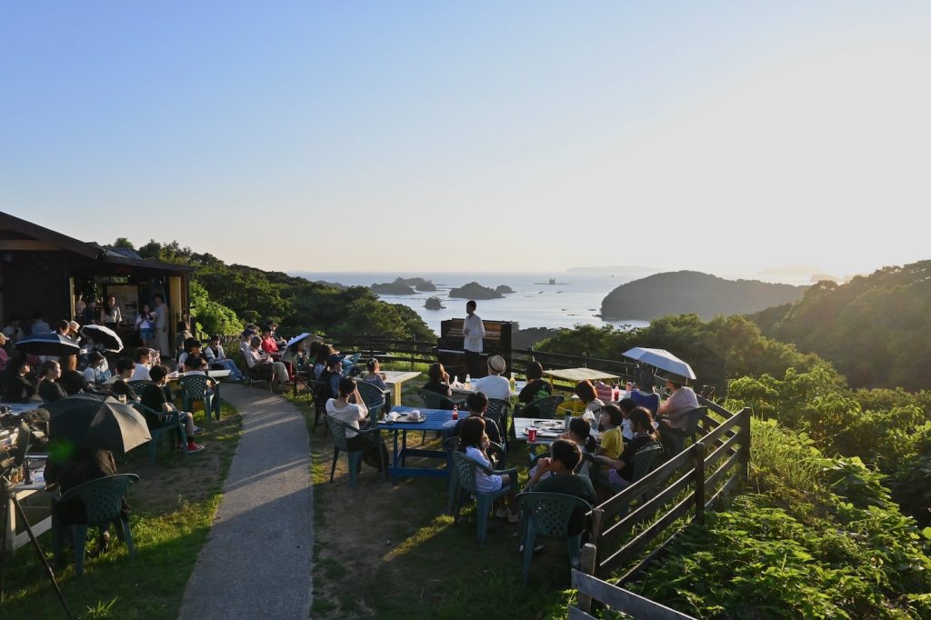 九十九島を望むライブ