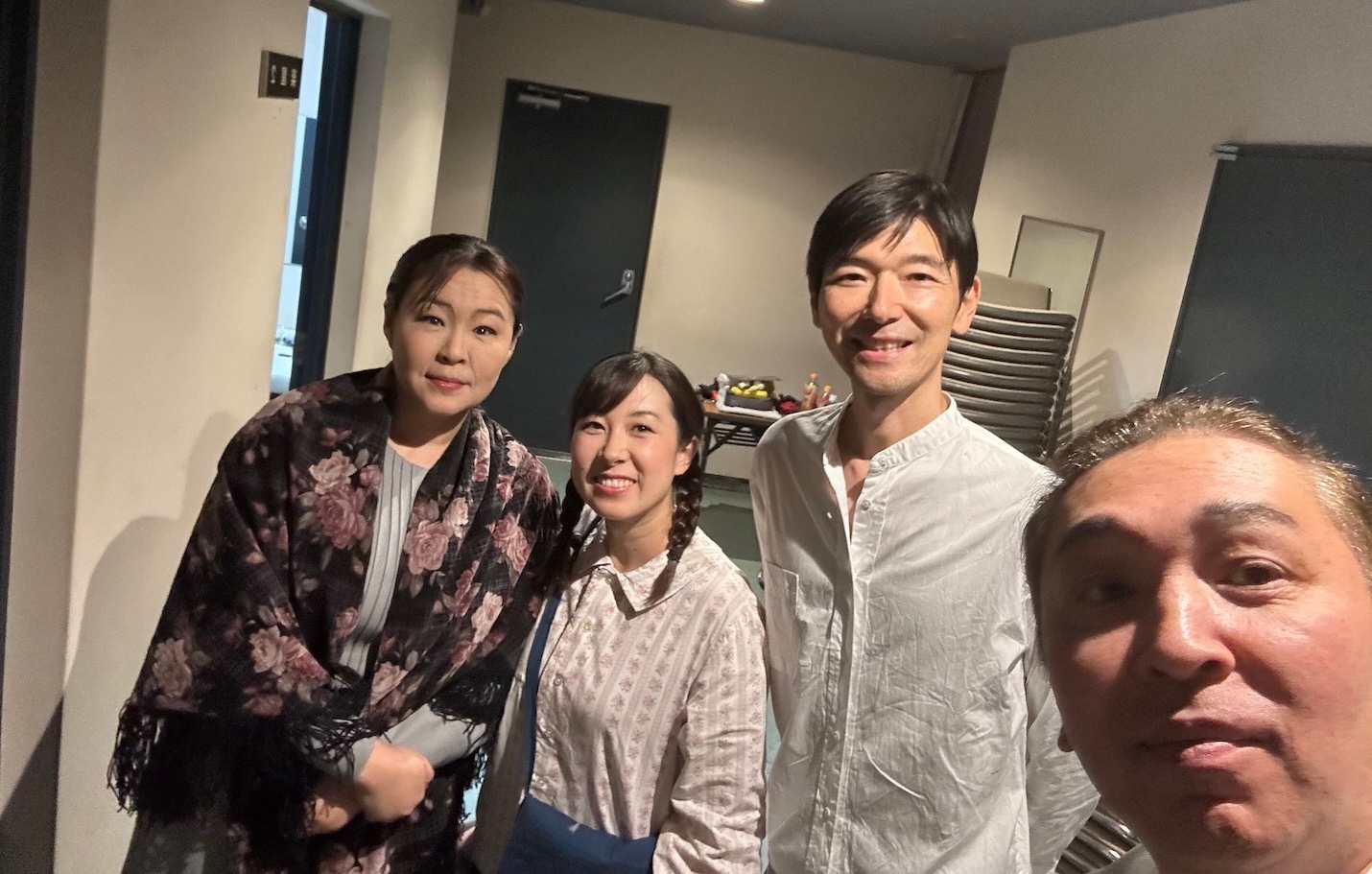 青い目の人形
